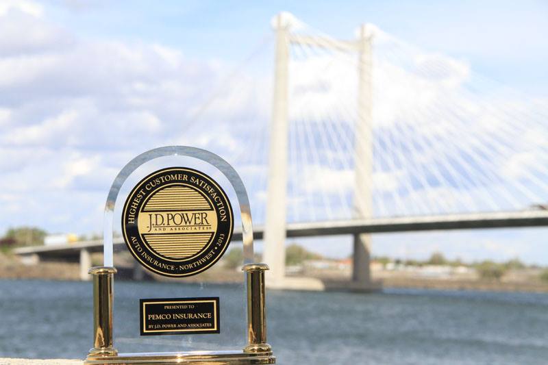 JDPower-Trophy-Travel-2.JPG