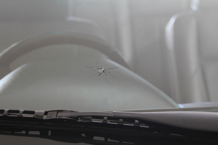 windshield-cracks-(1).jpg