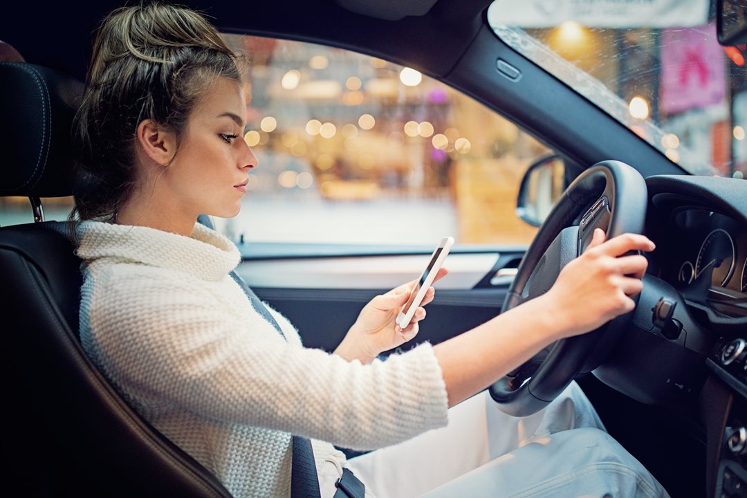 Distracted driving: the dangerous habit we can't ignore